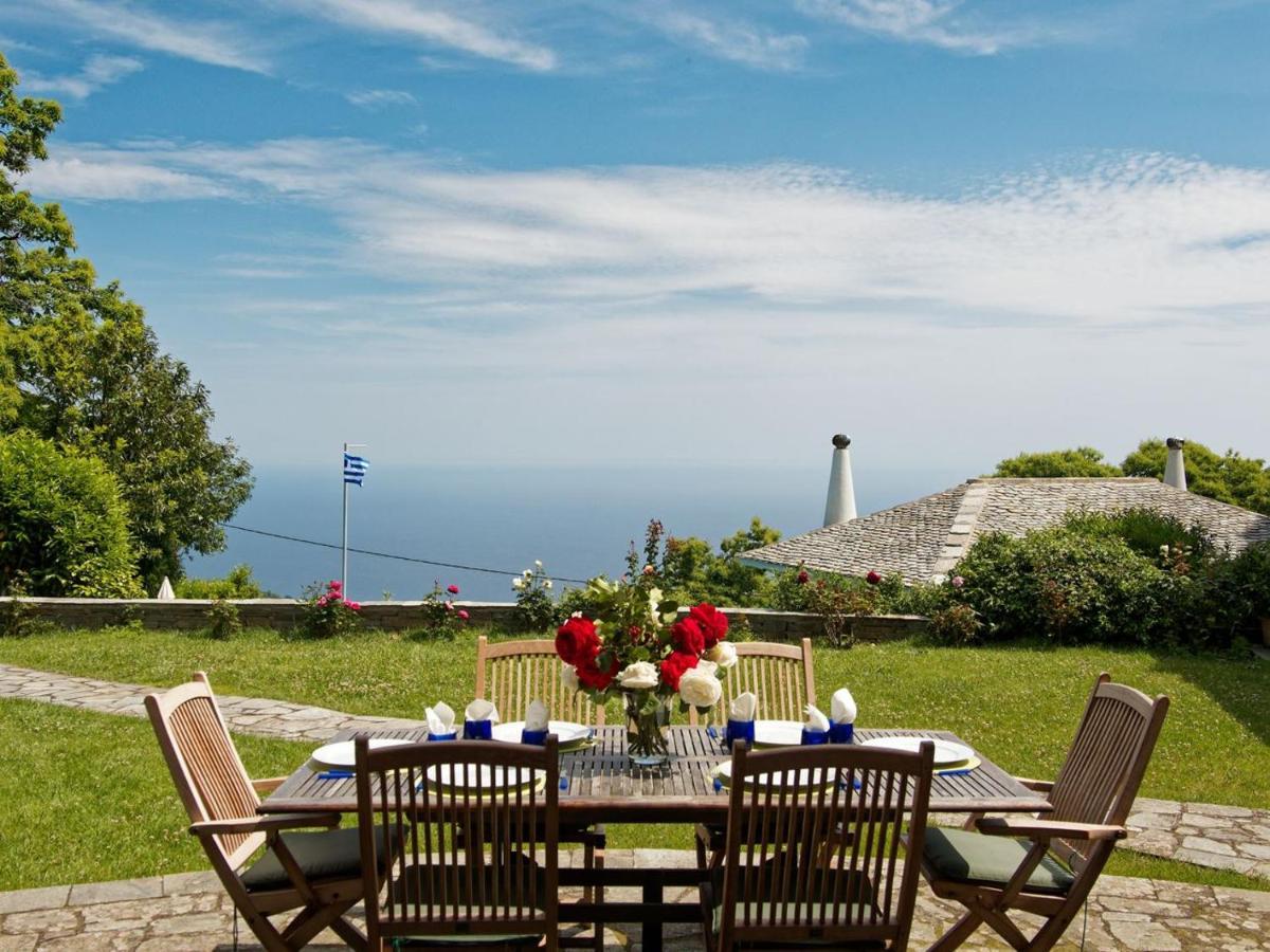 Vila Tsagkarada Country Estate With Pool Exteriér fotografie